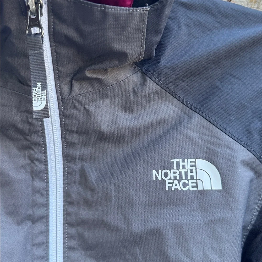 The North Face Black and Dark Gray Hooded lightweight Jacket sz med 10/12
